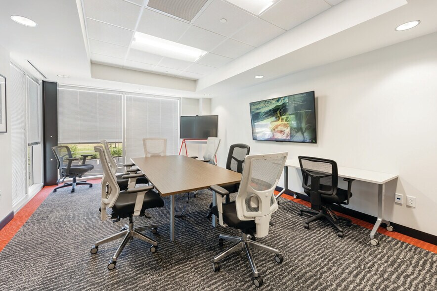 More Photos Of 160 New Britain Blvd, Chalfont Office For Sale