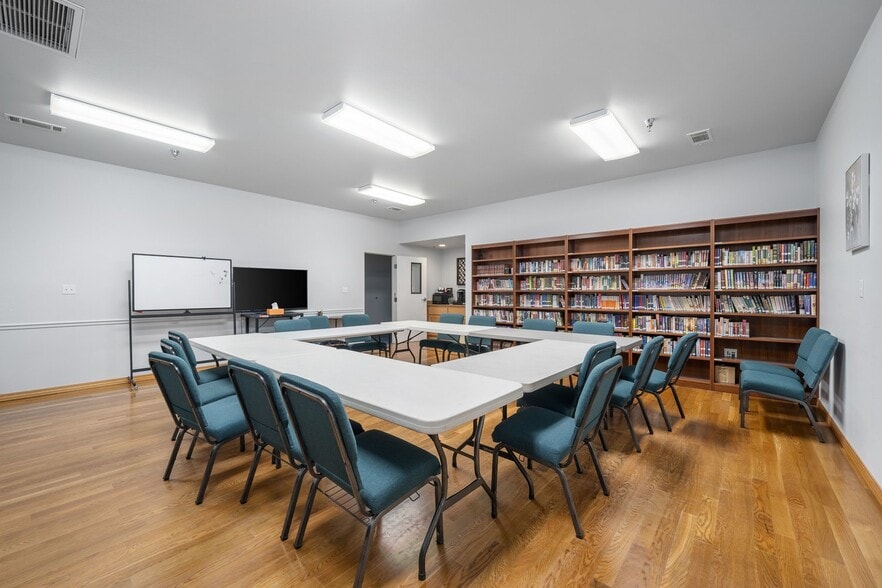More Photos Of 2200 Golden Hill Rd, Paso Robles Warehouse For Sale