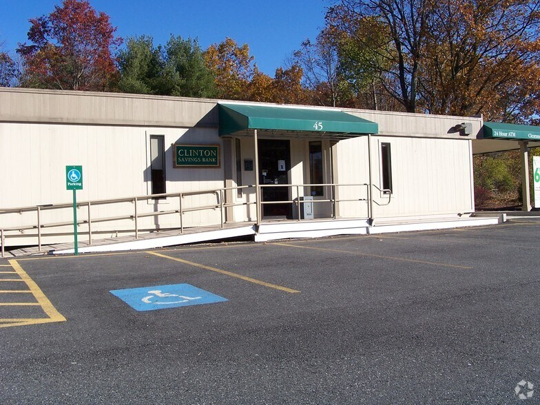 More Photos Of 59-61 Shrewsbury St, Boylston Warehouse For Lease