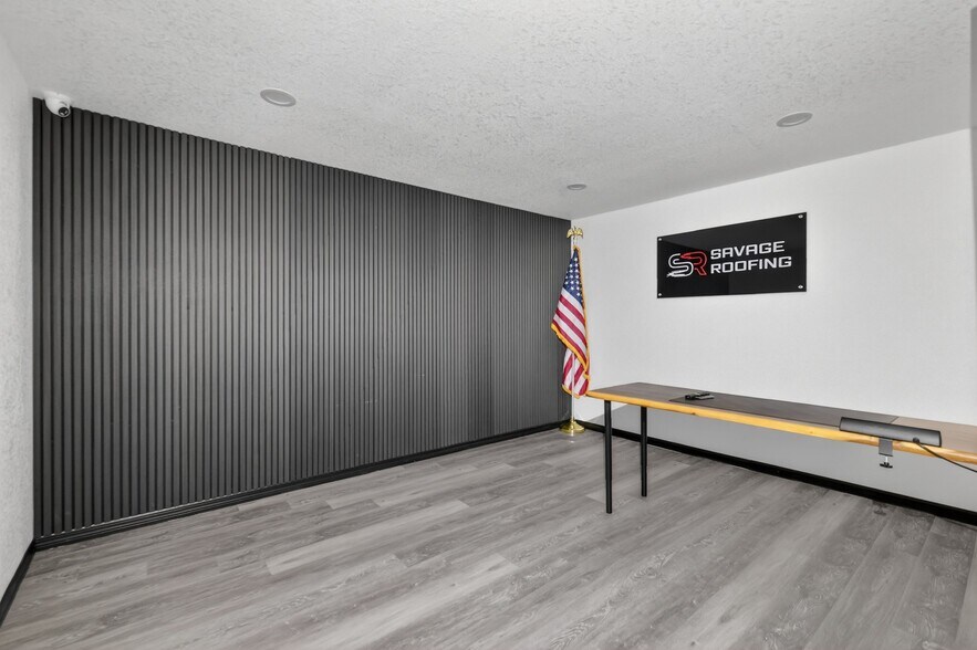 More Photos Of 1130 E North Blvd, Leesburg Freestanding For Lease