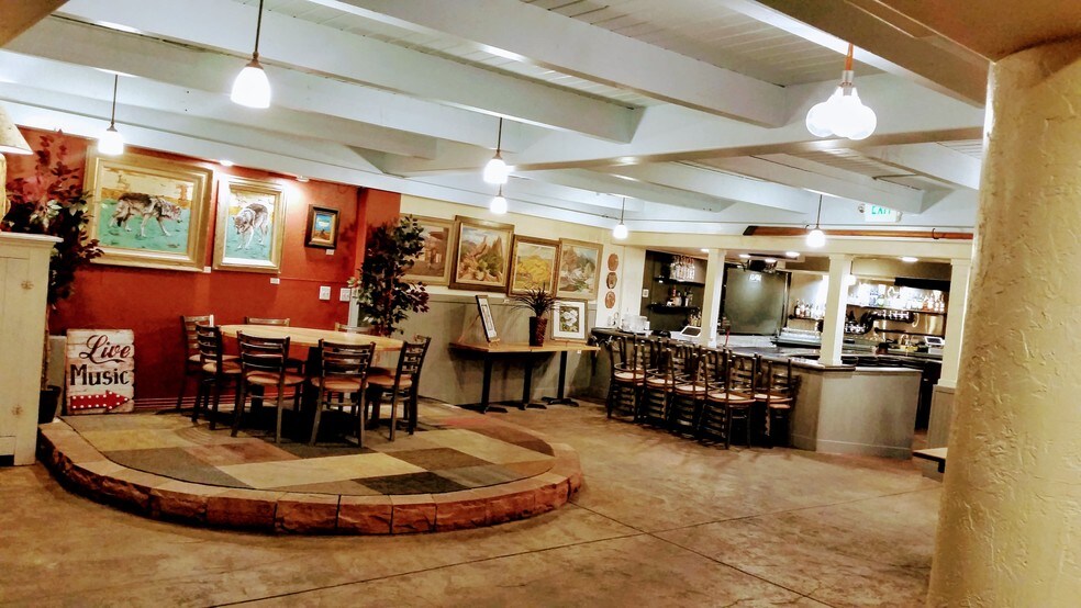 More Photos Of 160 E Main St, Lyons Restaurant For Sale