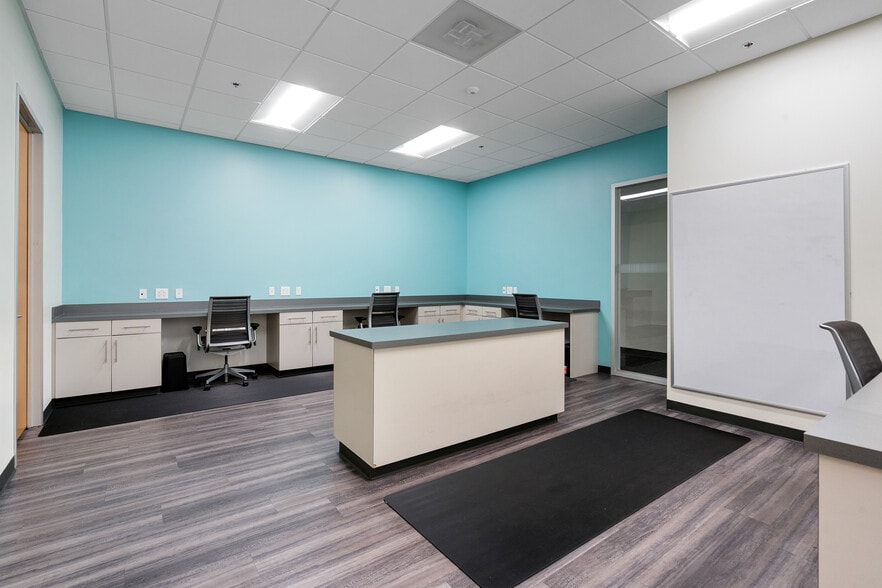 More Photos Of 3450 Ingleside Blvd, North Charleston Office For Lease