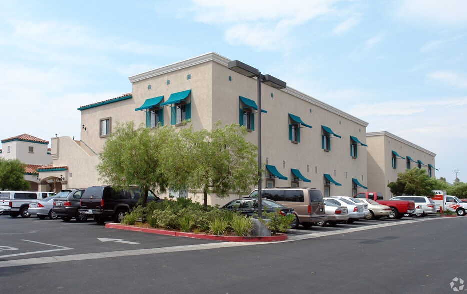 More Photos Of 40700 California Oaks Rd, Murrieta Medical For Lease