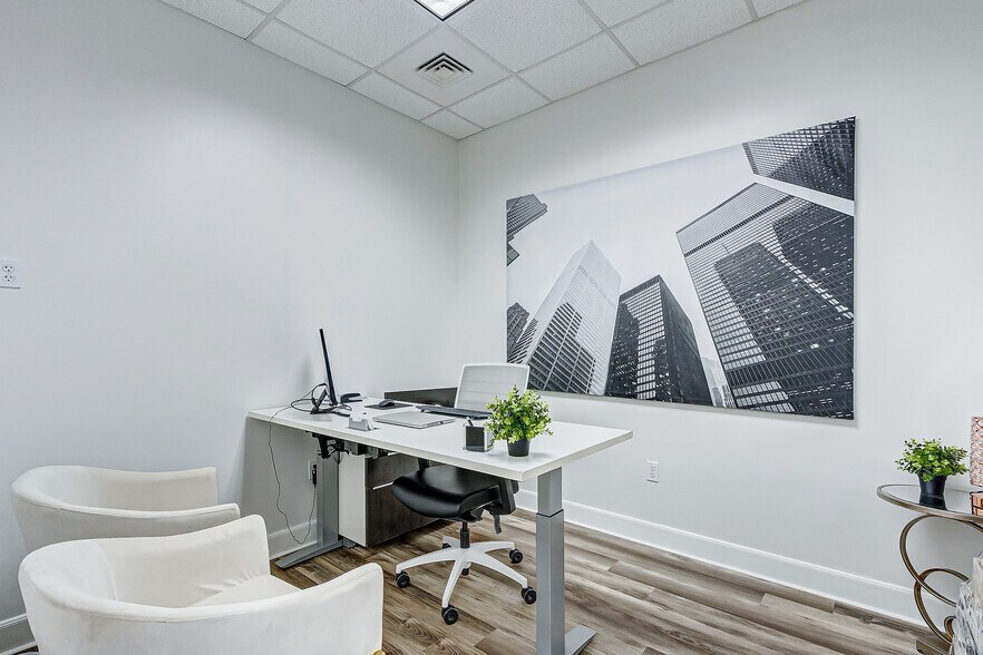 More Photos Of 7930 Broadway St, Pearland Medical For Lease