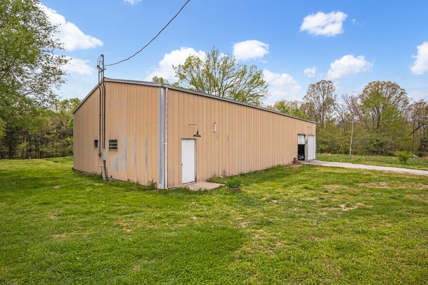 More Photos Of 151 Covington Ln, Dickson Apartments For Sale