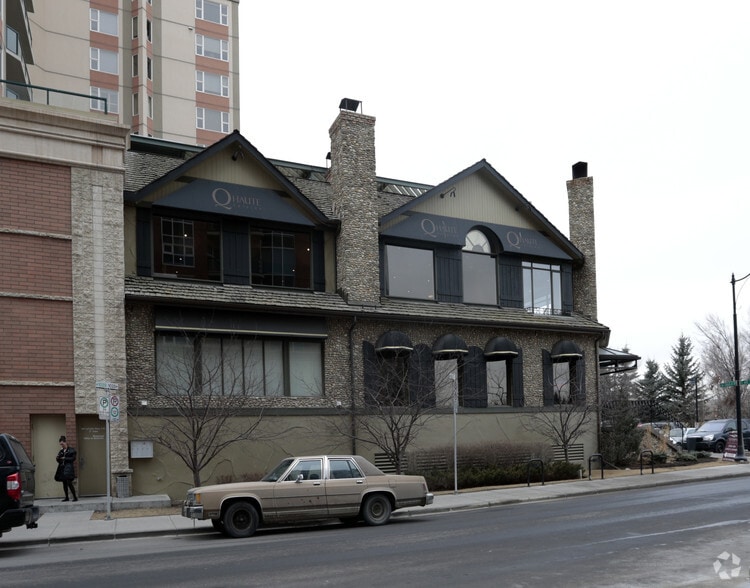 More Photos Of 101 7th St SW, Calgary Restaurant For Lease