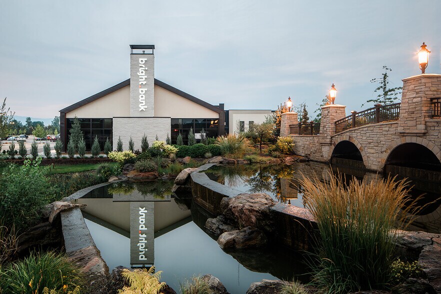 More Photos Of Eagle Rd, Eagle Unknown For Lease