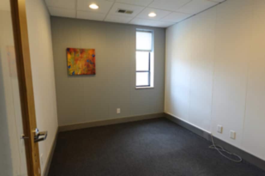 More Photos Of 486-498 City Park Ave, Columbus Office For Lease