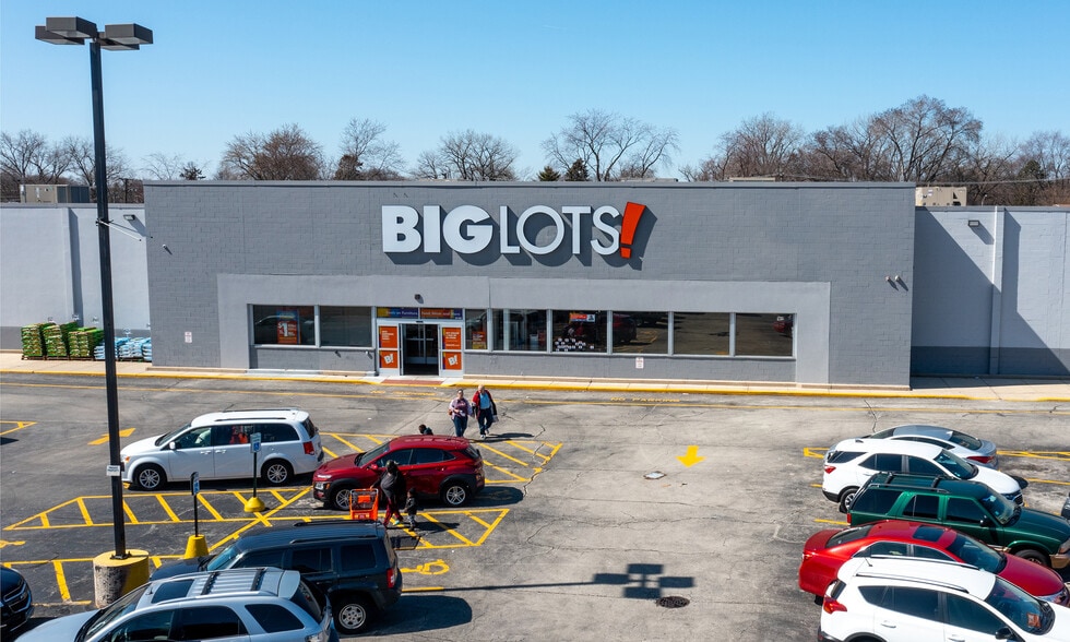 More Photos Of 8148 S Cicero Ave, Burbank Freestanding For Lease