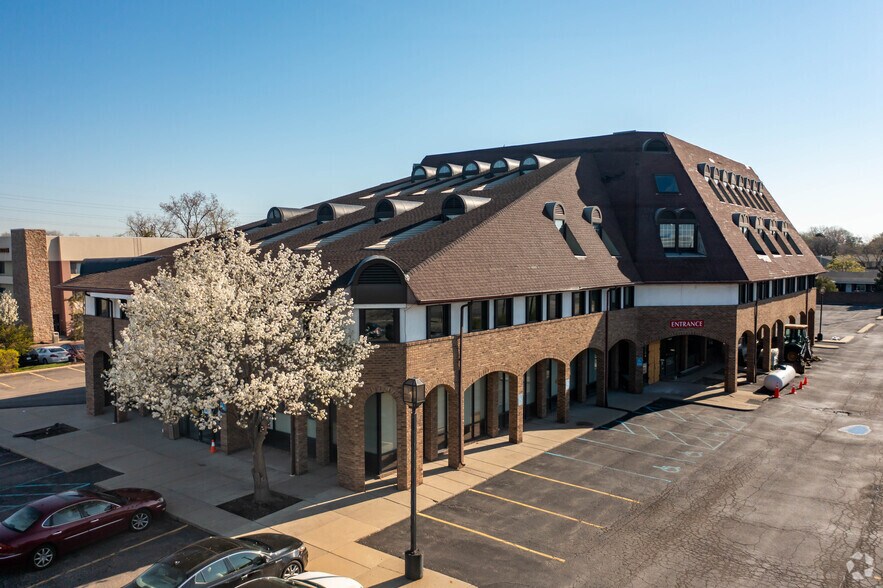 More Photos Of 30800 Van Dyke Ave, Warren Office For Lease