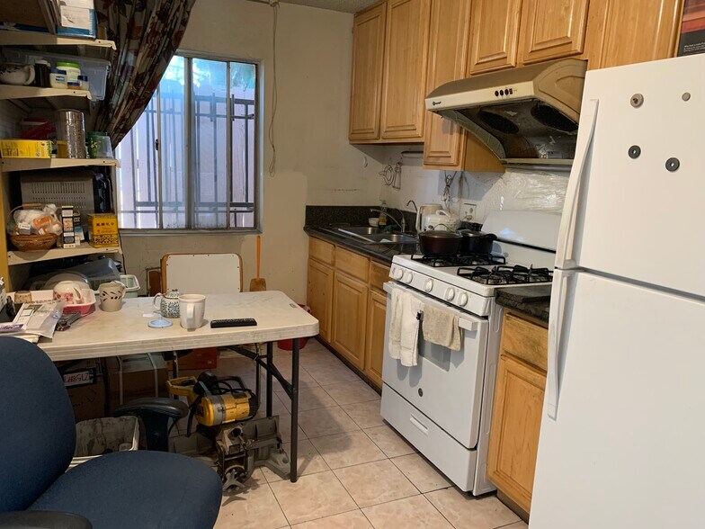 More Photos Of 14710 Bleeker St, Sylmar Hotel For Sale