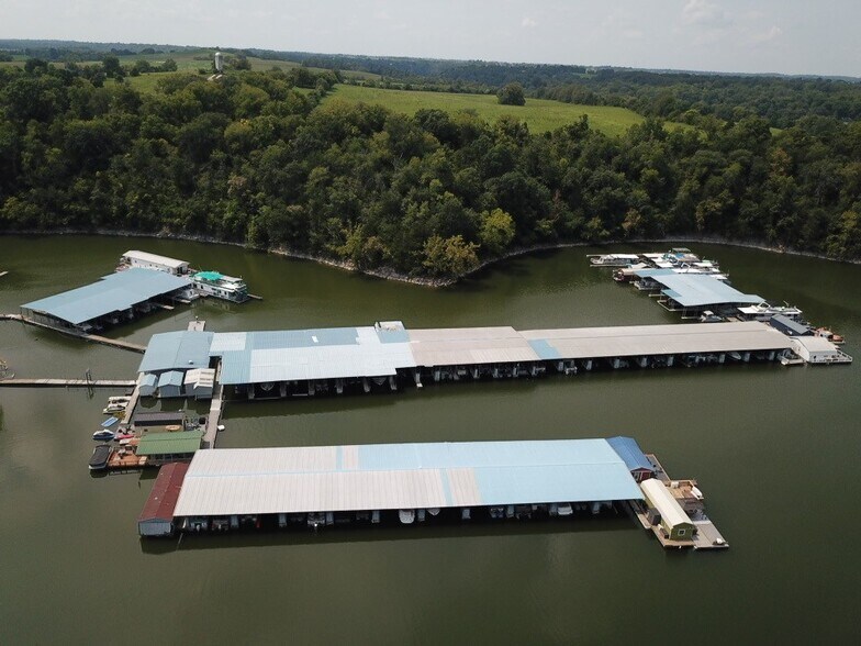 More Photos Of 234 Homestead Ln, Lancaster Marina For Sale