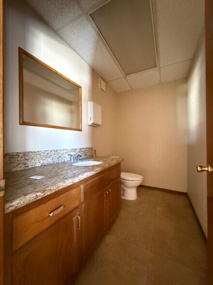 More Photos Of 5731 Palmer Way, Carlsbad Research And Development For Lease