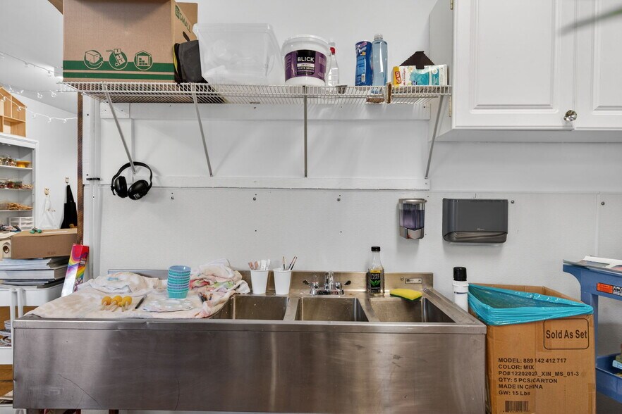 More Photos Of 2353 State Highway 80, West Burlington General Retail For Sale