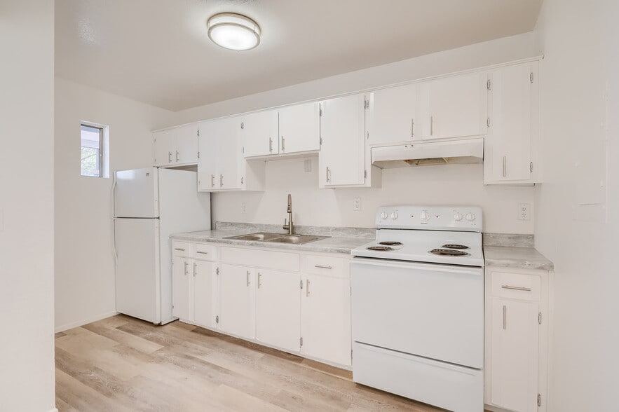 More Photos Of 114 E Mohave Rd, Tucson Apartments For Sale