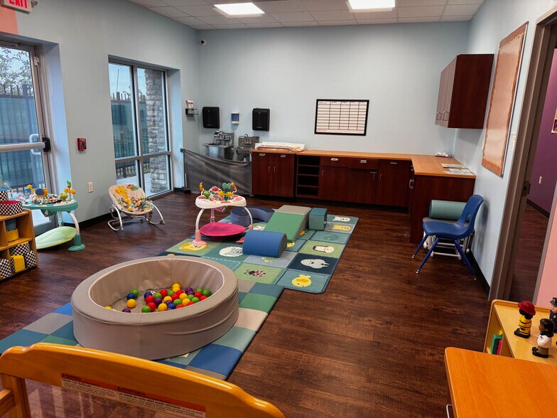 More Photos Of 20715 Bellaire Blvd, Richmond Daycare Center For Sale