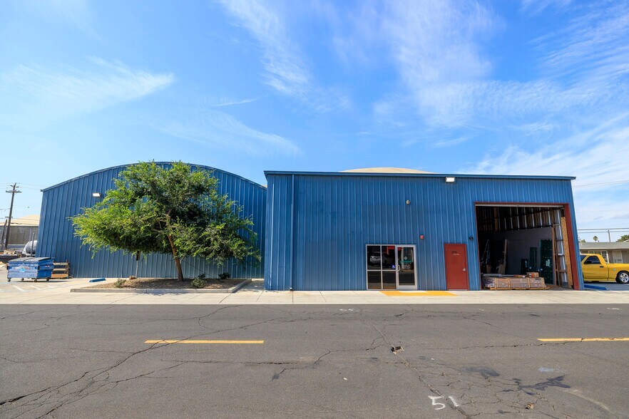 More Photos Of 270 Oak St, Manteca Warehouse For Lease