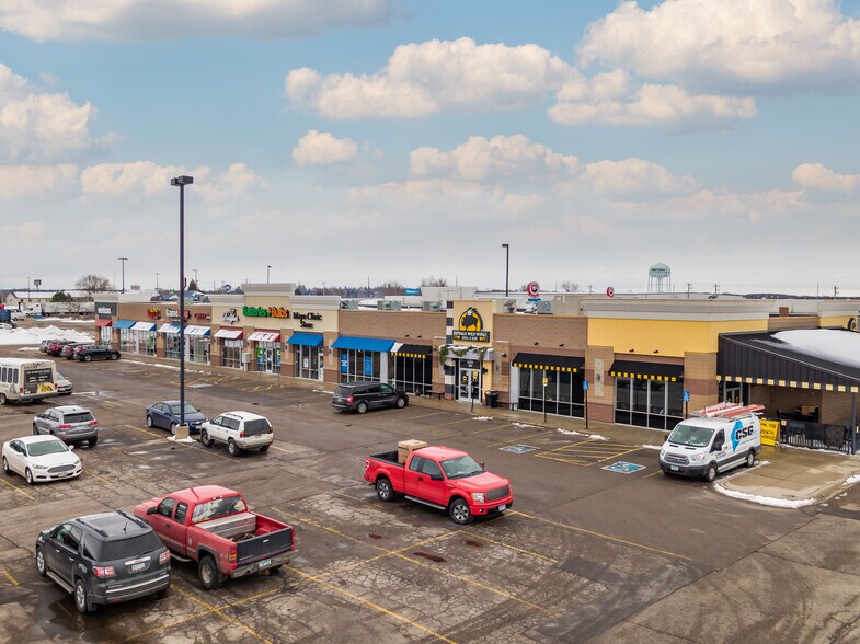 More Photos Of 1100 Frontage Rd W, Owatonna Storefront For Lease
