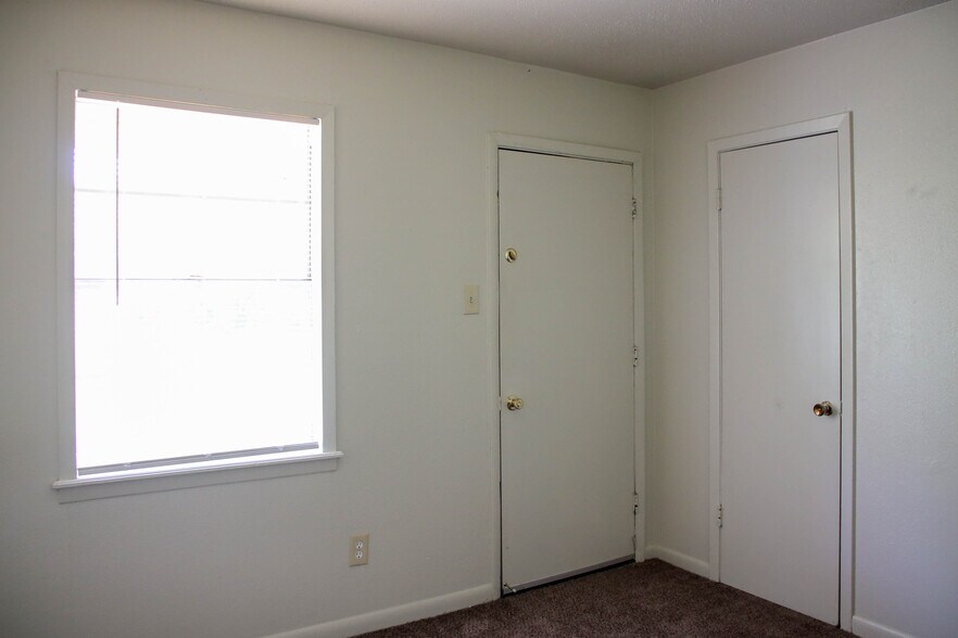 More Photos Of , Fort Smith Multifamily For Sale