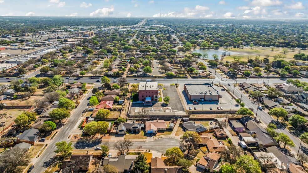 More Photos Of 7202 Slide Rd, Lubbock Medical For Lease