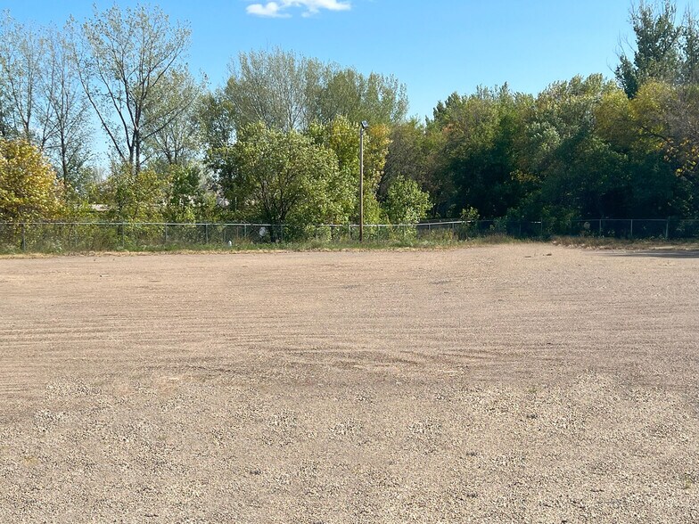 More Photos Of 2400 Myers Rd, Albert Lea Warehouse For Sale