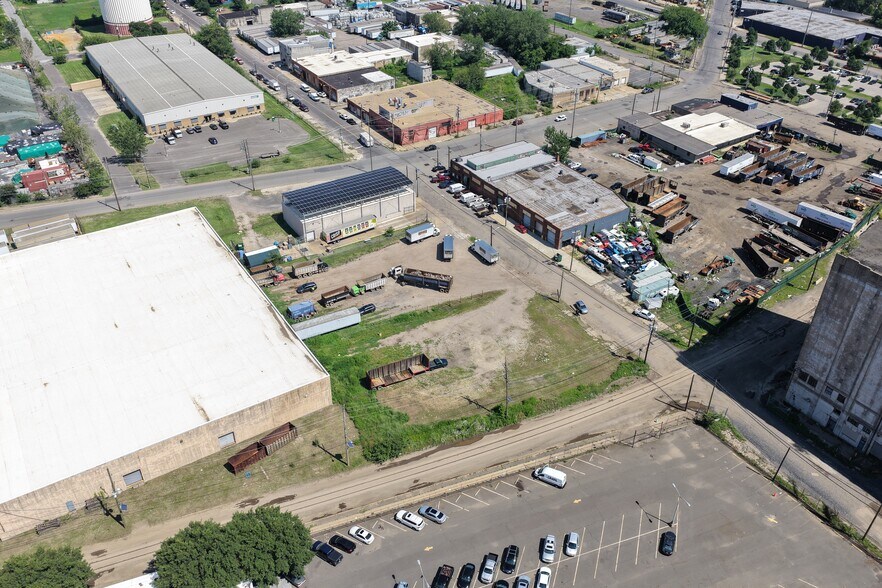 More Photos Of 135 Kaighns Ave, Camden Land For Lease