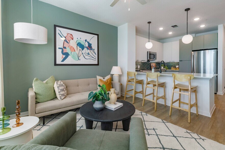 More Photos Of 1647 E Colonial Dr, Orlando Apartments For Sale