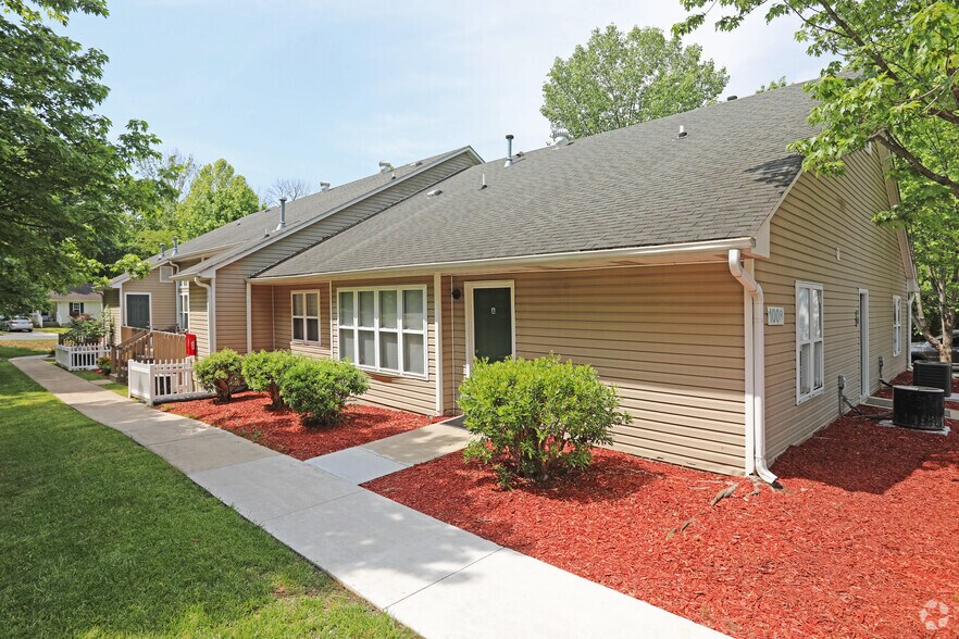 Primary Photo Of 1008 Rucker St, Greensboro Apartments For Sale