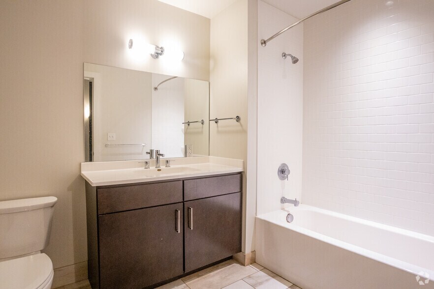 More Photos Of 538 Erie Blvd W, Syracuse Apartments For Lease