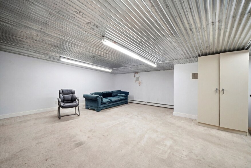 More Photos Of 1309 Illinois Ave, South Houston Warehouse For Sale