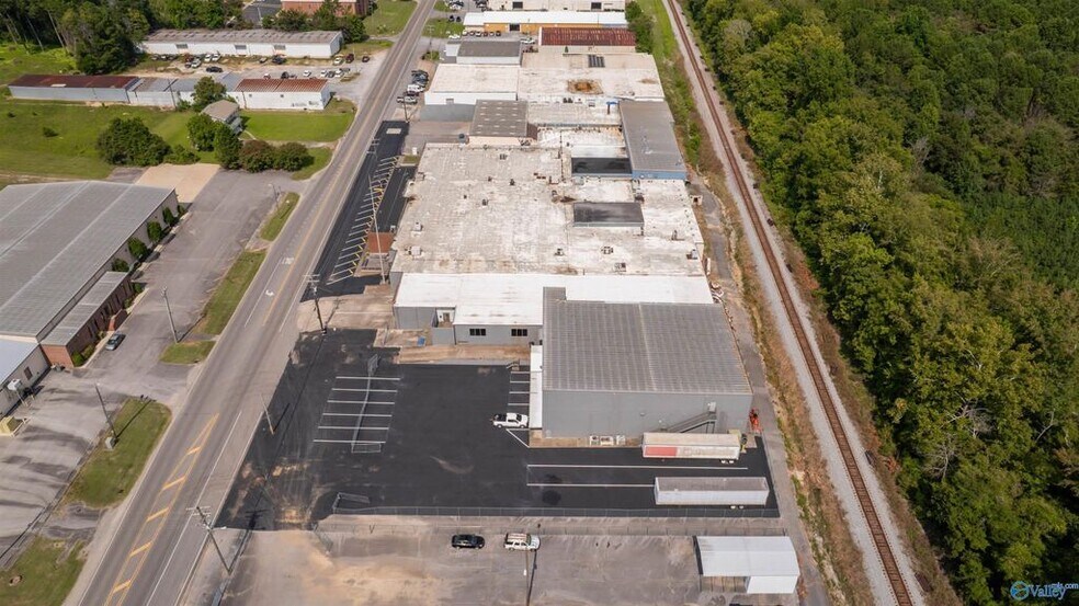 More Photos Of 2807 Gault Ave N, Fort Payne Warehouse For Lease