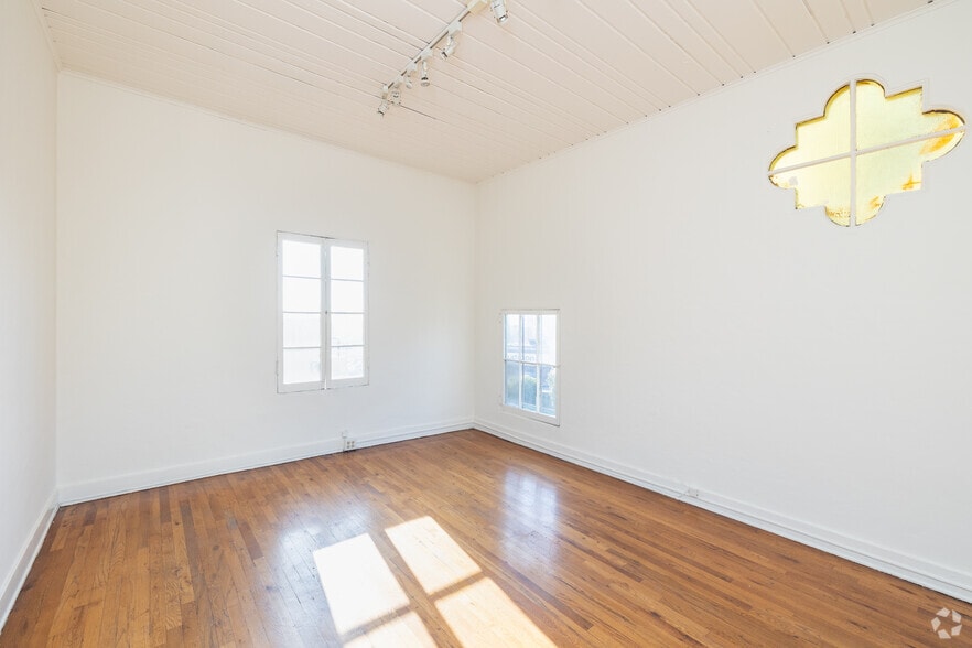 More Photos Of 672 S La Fayette Park Pl, Los Angeles Loft Creative Space For Lease