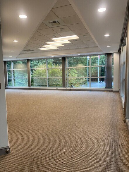 More Photos Of 13420 Reese Blvd W, Huntersville Office For Lease