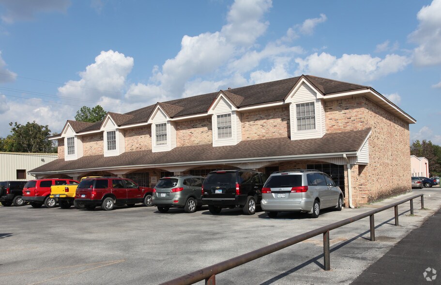 More Photos Of 2210 N Frazier St, Conroe Medical For Lease