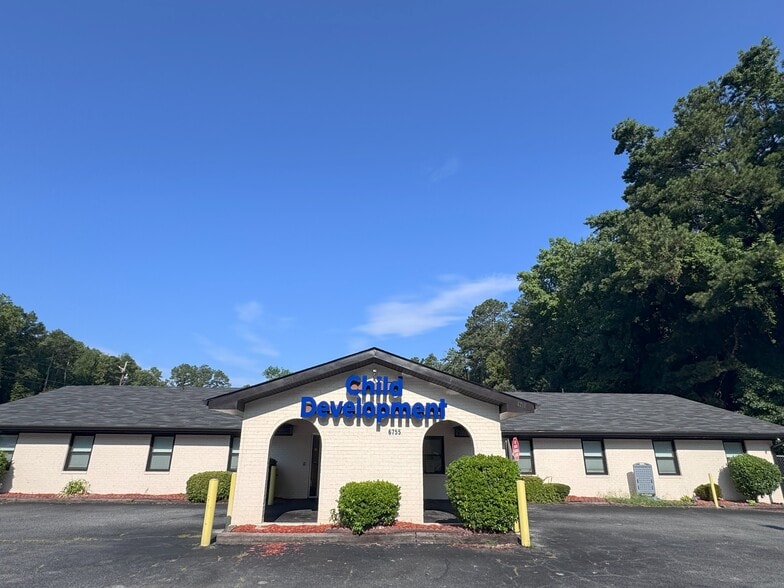 More Photos Of 6755 Old National Hwy, Atlanta Schools For Sale