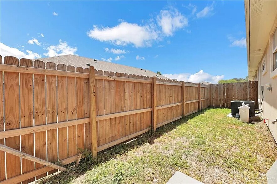 More Photos Of 2212 N Mojave, Edinburg Land For Sale