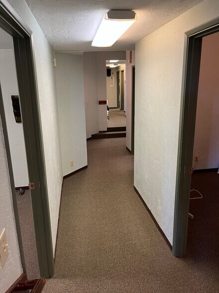 More Photos Of 1185 Arthur St, Eugene Medical For Sale