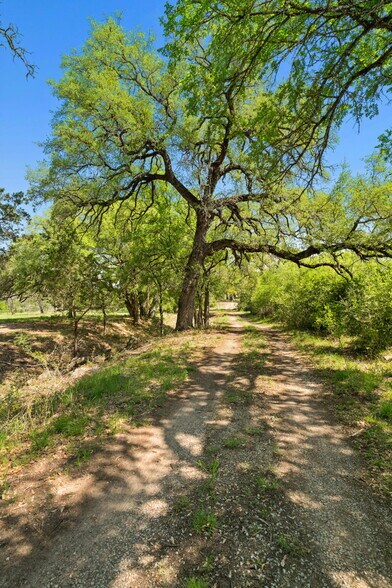 More Photos Of 550 Jackson Rd, Marble Falls Land For Sale