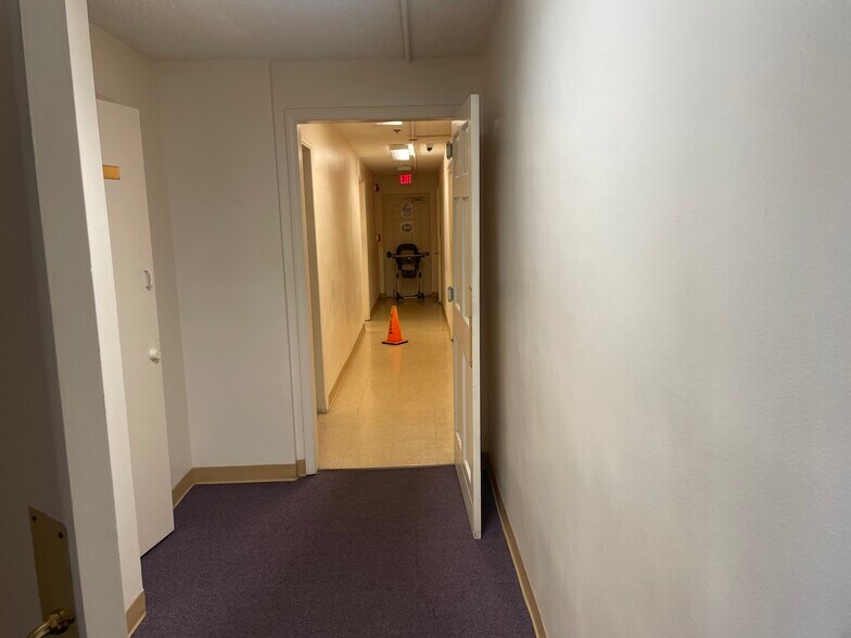 More Photos Of 127 S Sixth St, Warner Robins Apartments For Sale