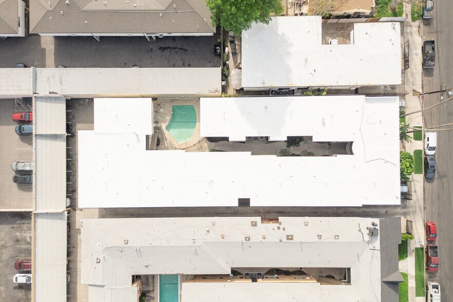 More Photos Of 6632 Darby Ave, Reseda Apartments For Sale