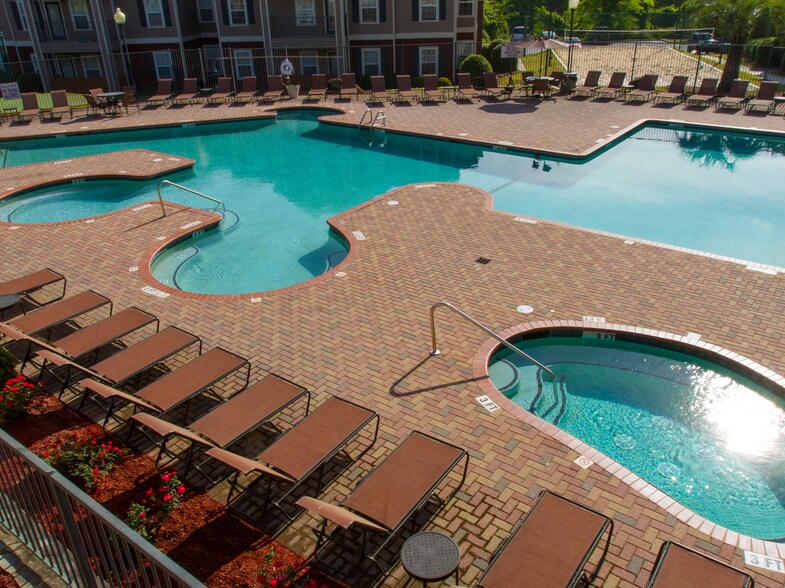 More Photos Of 215 Spencer Pl, Cayce Apartments For Sale