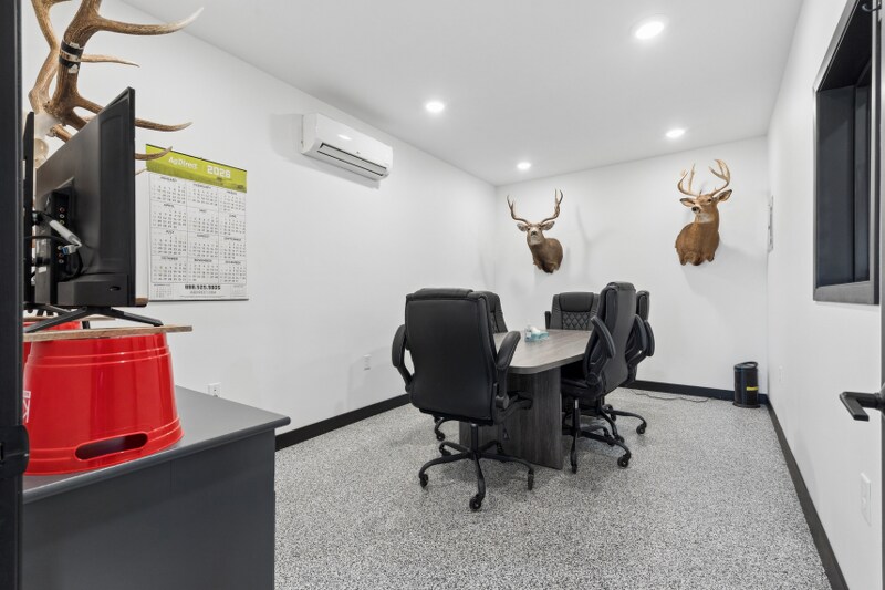 More Photos Of 214 S Airport Rd, Washington General Retail For Sale