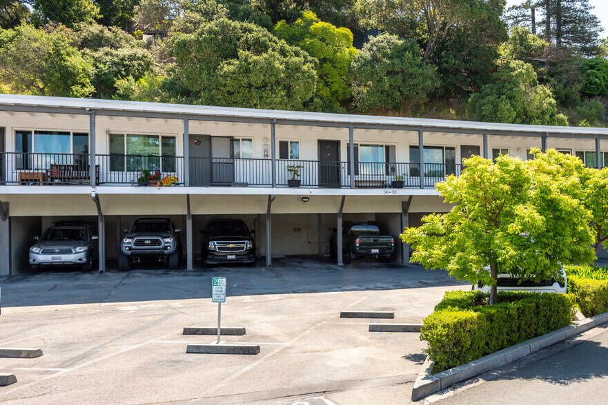 More Photos Of 45 Woodland Ave, San Rafael Apartments For Sale
