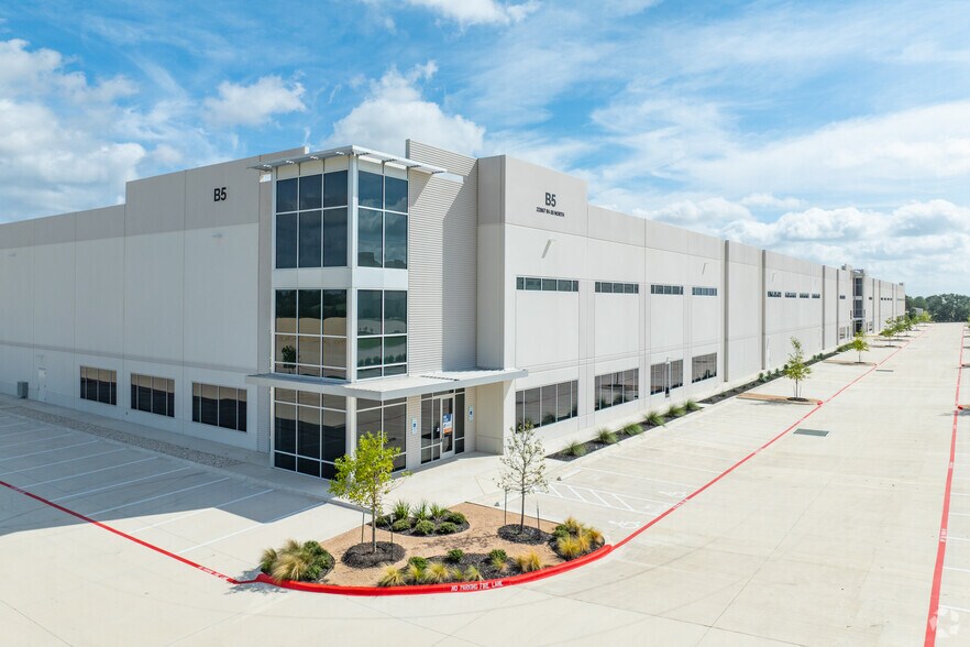 More Photos Of 22867 IH-35, Schertz Industrial For Lease