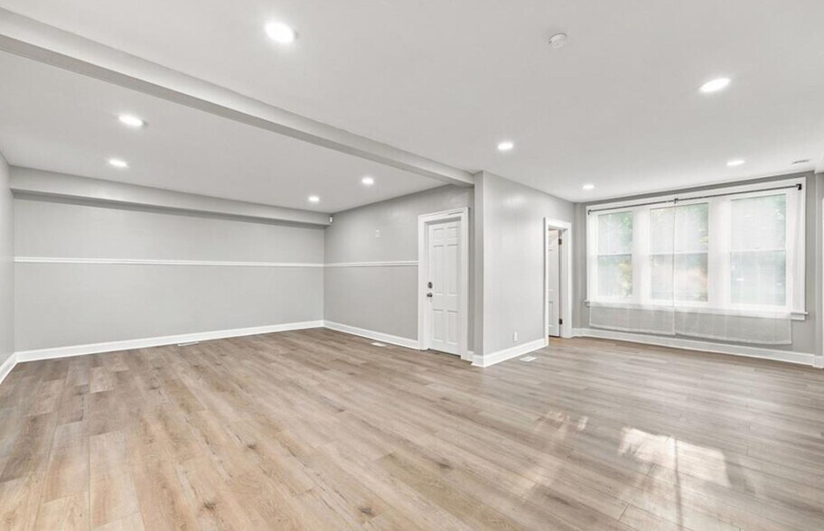 More Photos Of 3457 Clinton St, West Seneca Office Residential For Sale