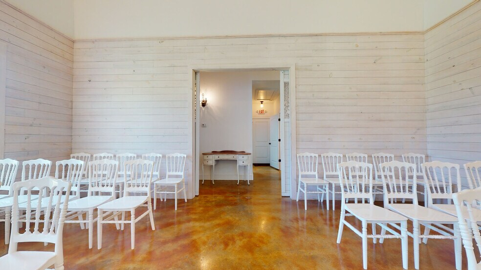 More Photos Of 16712 County Road 1580, Ada Sports And Entertainment For Sale