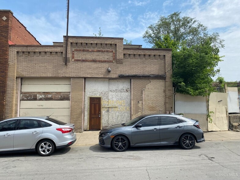 Primary Photo Of 550 Oliver St, Cincinnati Warehouse For Sale