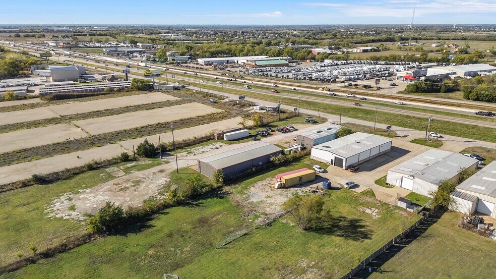 More Photos Of 4250 I-30 E, Rockwall Showroom For Sale