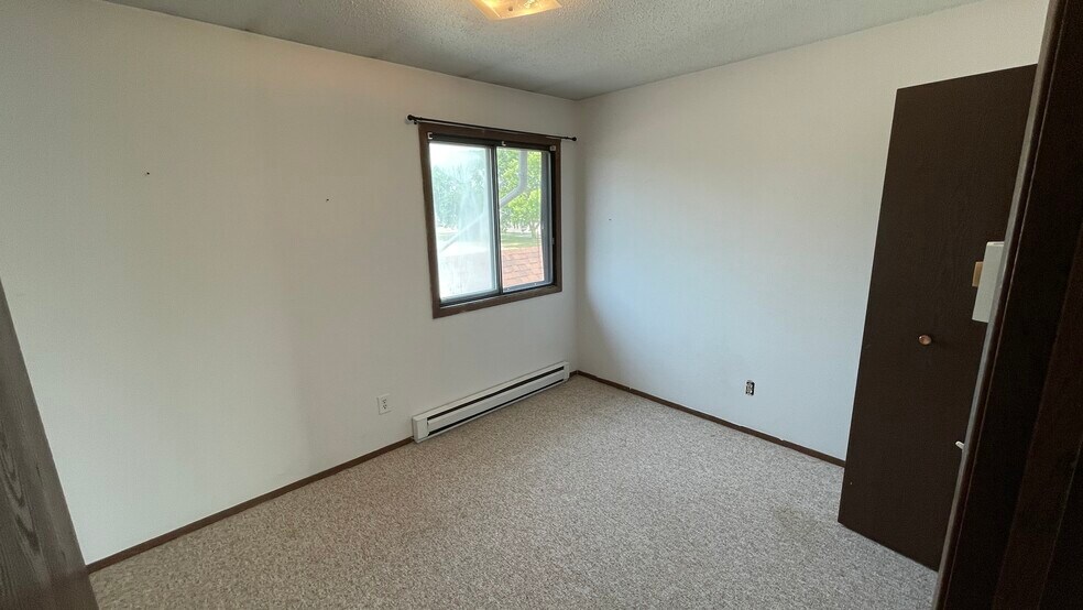 More Photos Of 114 8th Ave SE, Mayville Apartments For Sale