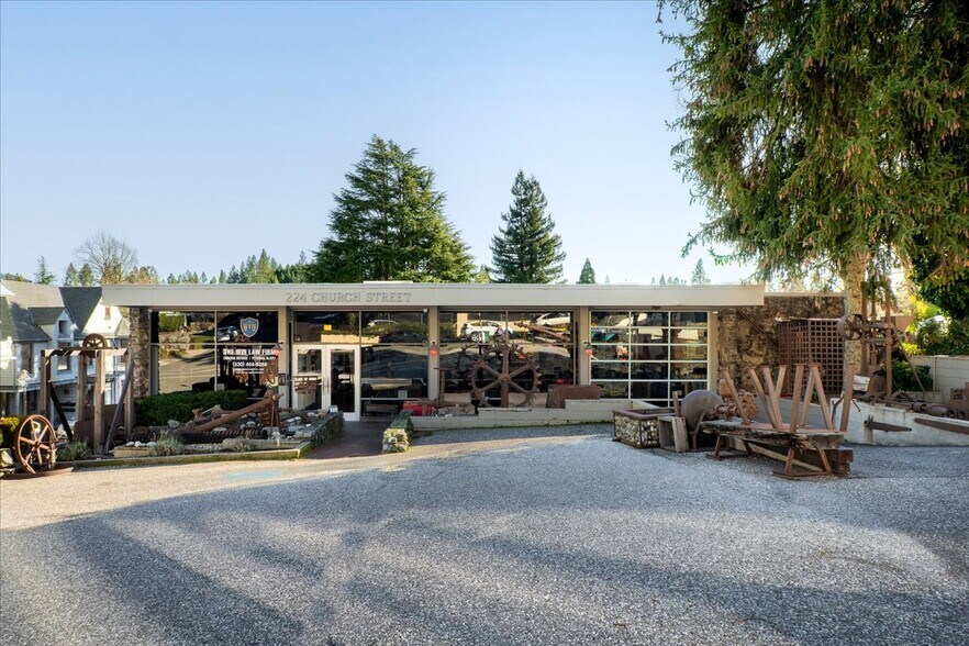More Photos Of 224 Church St, Nevada City Office For Sale
